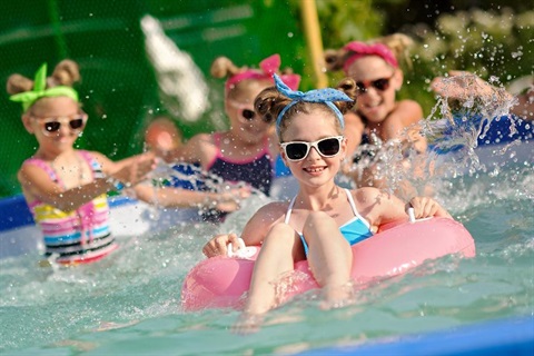 pool-birthday-party.jpg