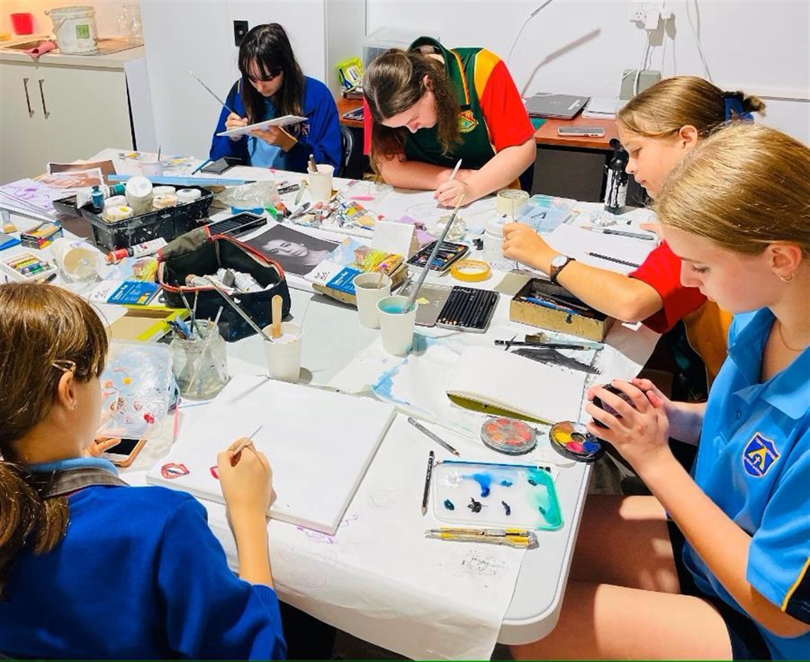 teens drawing art