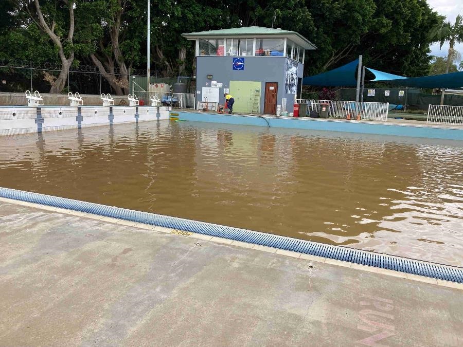 The dirty water in the baths after the natural disaster.
