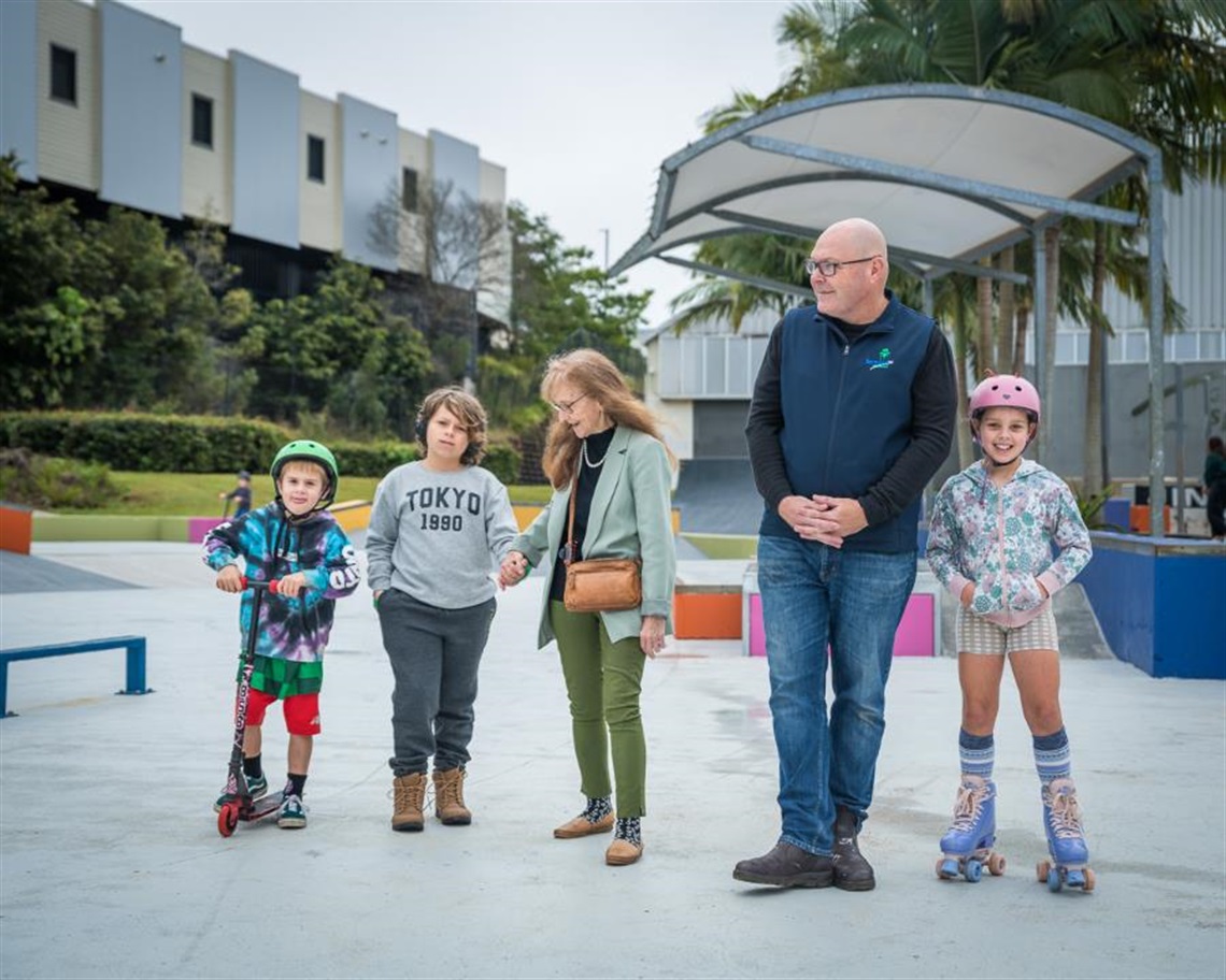 Member for Lismore Janelle Saffin and Lismore City Mayor Steve Krieg with happy skatepark users. 