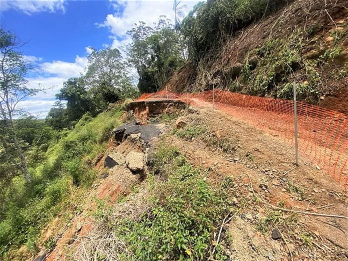 A photo of a landslip.