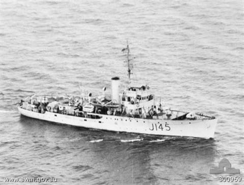HMAS_Lismore_300969.jpg