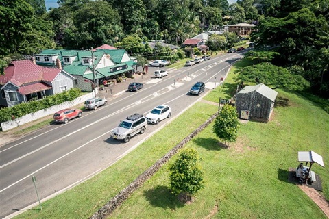 Clunes village low aerial1.jpg