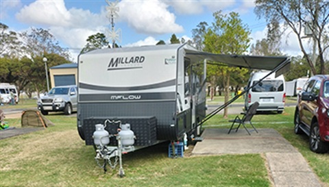 lismore-centra-caravan-park.jpg