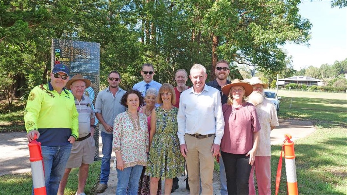 Mayor Krieg and Federal Member for Page Kevin Hogan with Nimbin community members